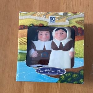 Publix Pilgrim Pair Napkin holder